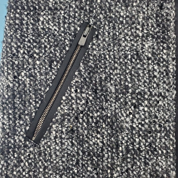 Armani Collezioni tweed with sparkle pencil skirt - Picture 6 of 16